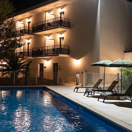 Brit Hotel Privilege Фіжак Екстер'єр фото