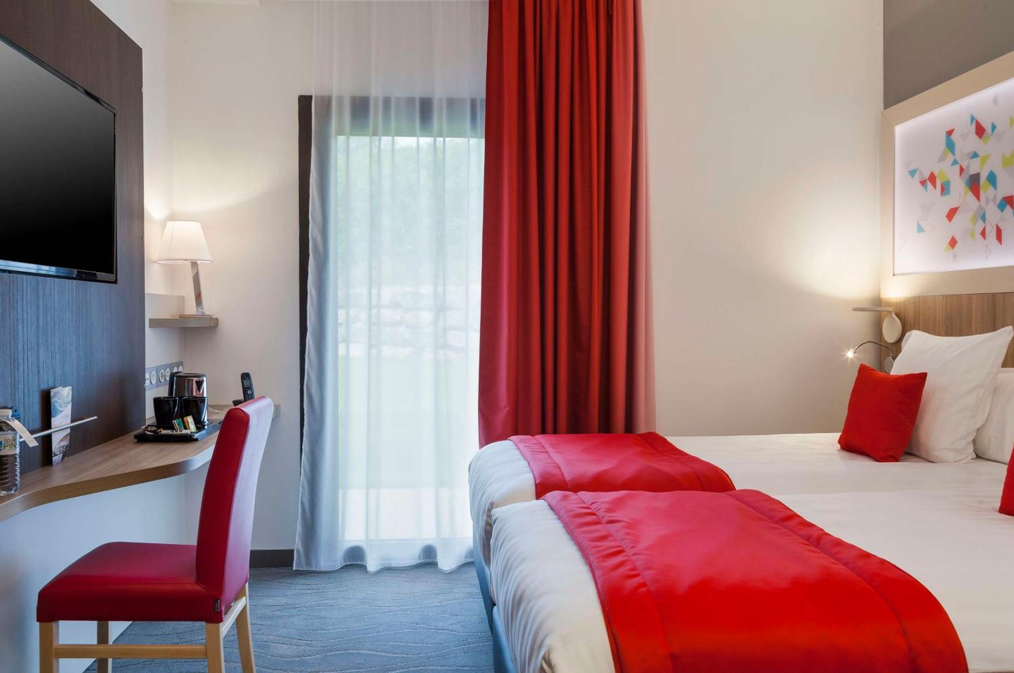 Brit Hotel Privilege Фіжак Екстер'єр фото