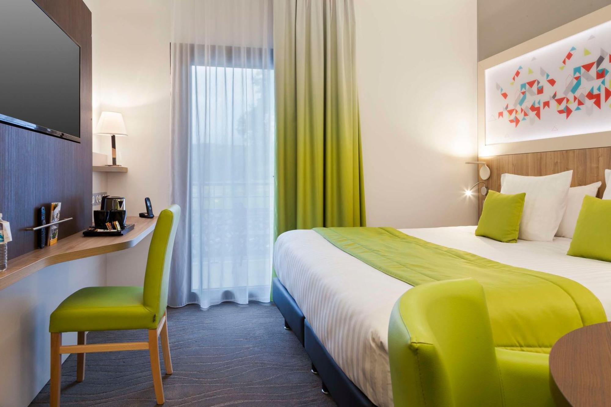 Brit Hotel Privilege Фіжак Екстер'єр фото