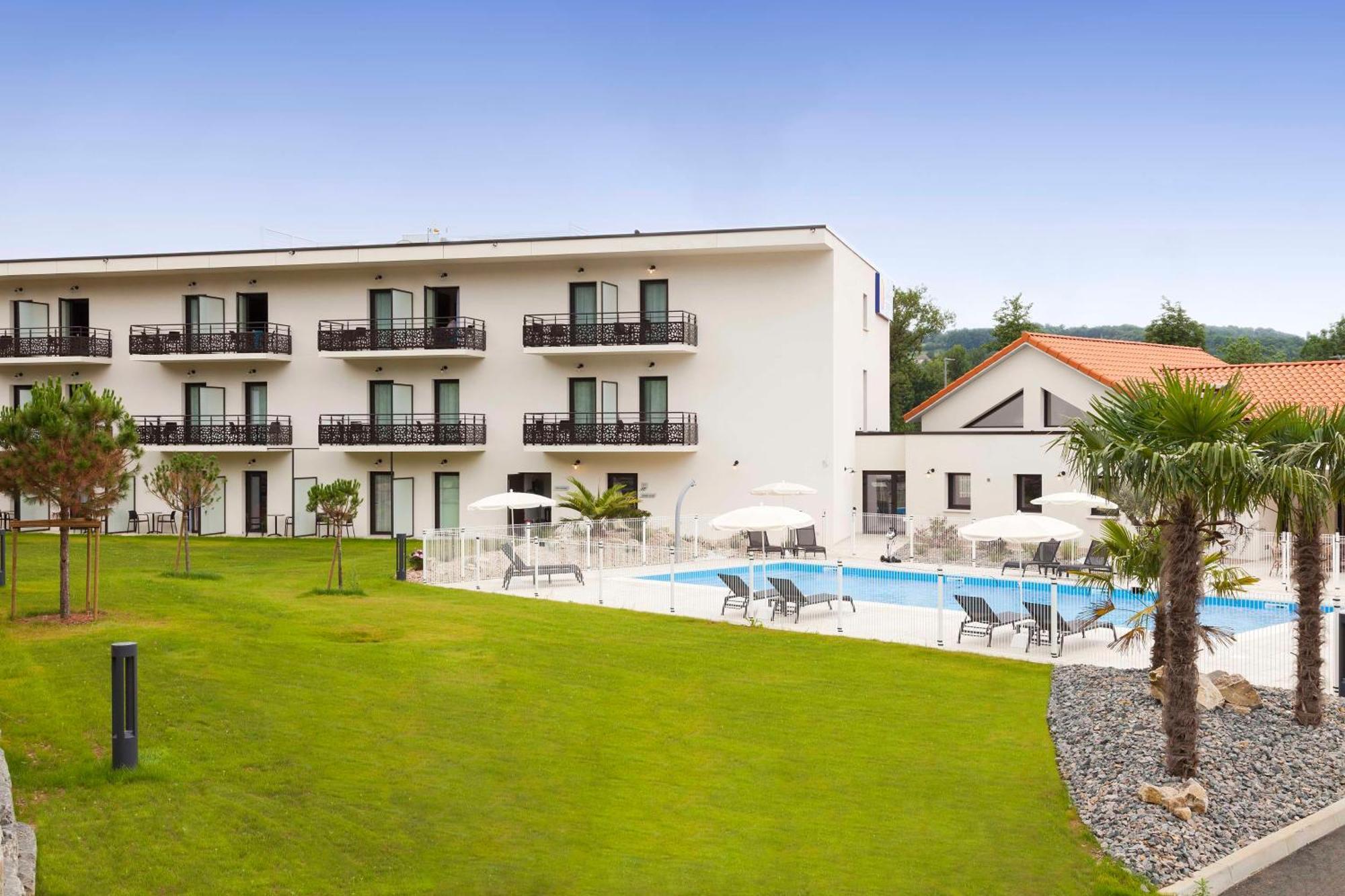 Brit Hotel Privilege Фіжак Екстер'єр фото